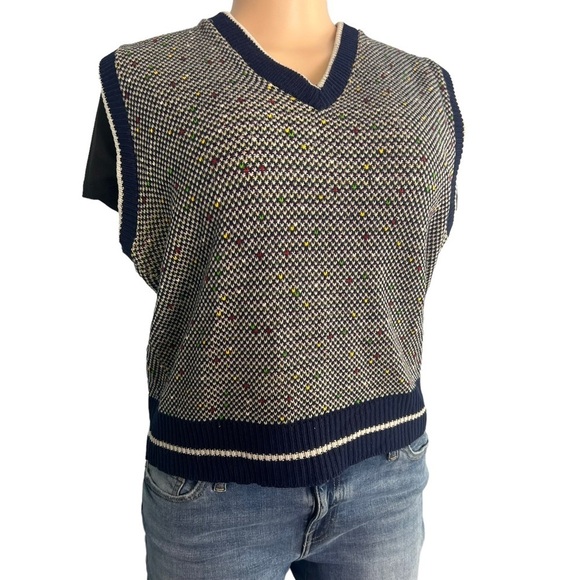 Le Chevron Vintage Knit Sweater Vest - Picture 3 of 9